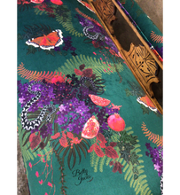 Load image into Gallery viewer, Vintage Chaise Lounge
