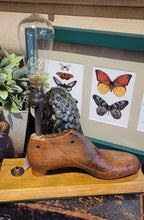 Load image into Gallery viewer, Vintage Table Lamp