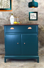 Load image into Gallery viewer, Stag Minstrel Drinks Cabinet